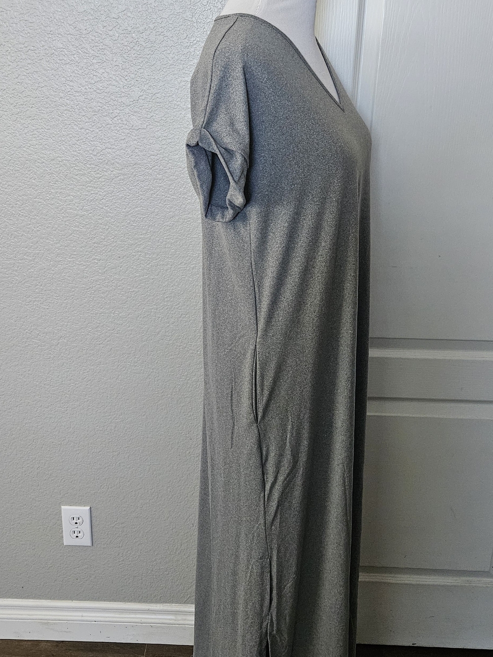 V-Neck Gray Maxi Tee Dress with Side Slit - Picture 3 of 8